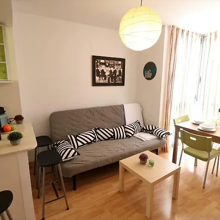 Inmobooking Disseny Apartments * Cambrils